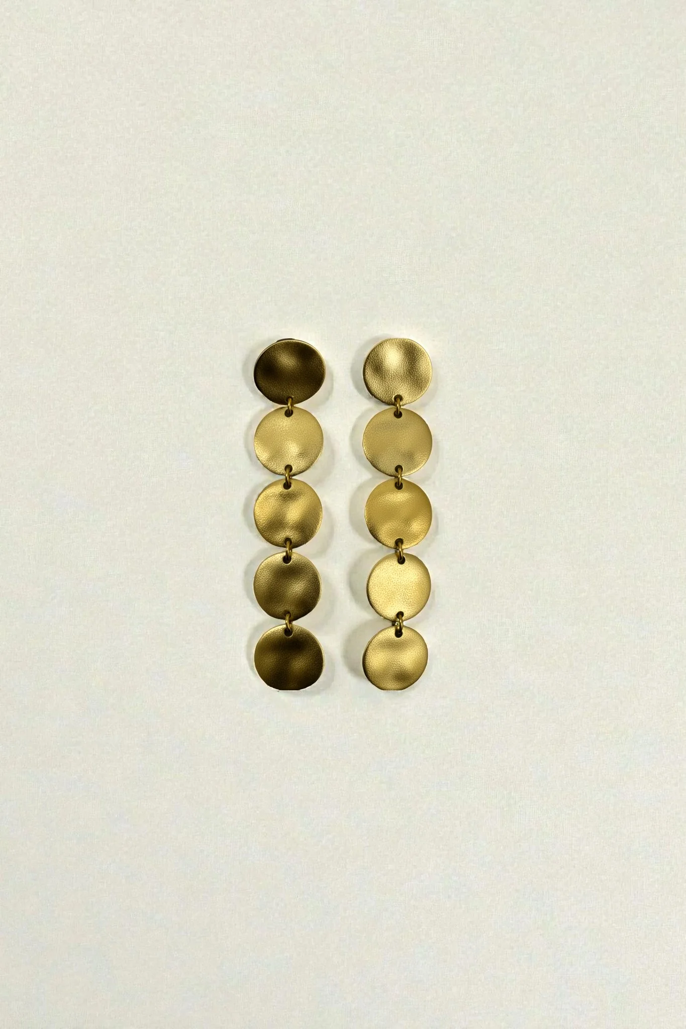 Boucle d’oreille pendante or
